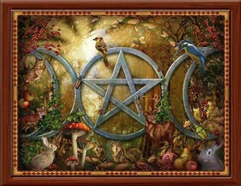 The Triple Aspect in Wicca: Balancing the Divine Feminine and Masculine